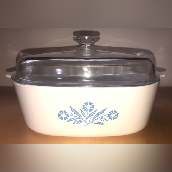 Corning Ware A-84 4 Qt Covered Saucepot Blue Cornflower Vintage Open Box NOS